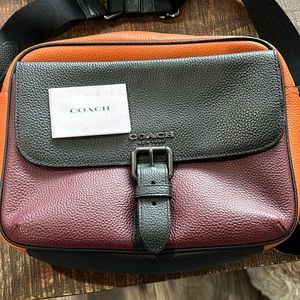 LEATHER COACH PURSE